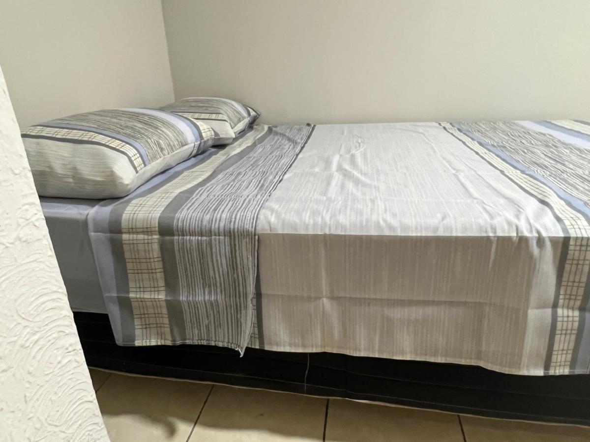 Apartamento 4 Quartos Av Beira Mar Nº 36 - Edif Canto Nobre - Guarapari Es Exteriör bild